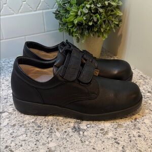 APEX  Men's Conform Double Strap Casual Shoe diabetic orthopedic New 12 wide